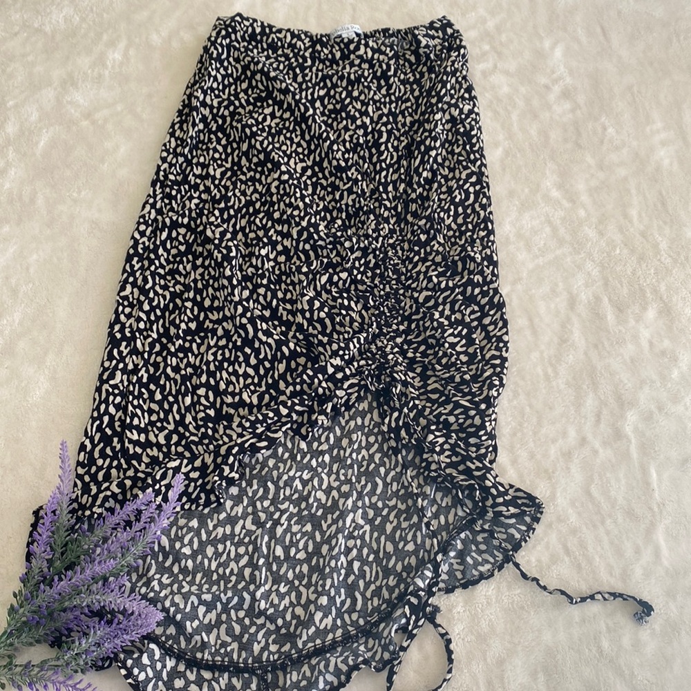 Cheetah print asymmetrical skirt